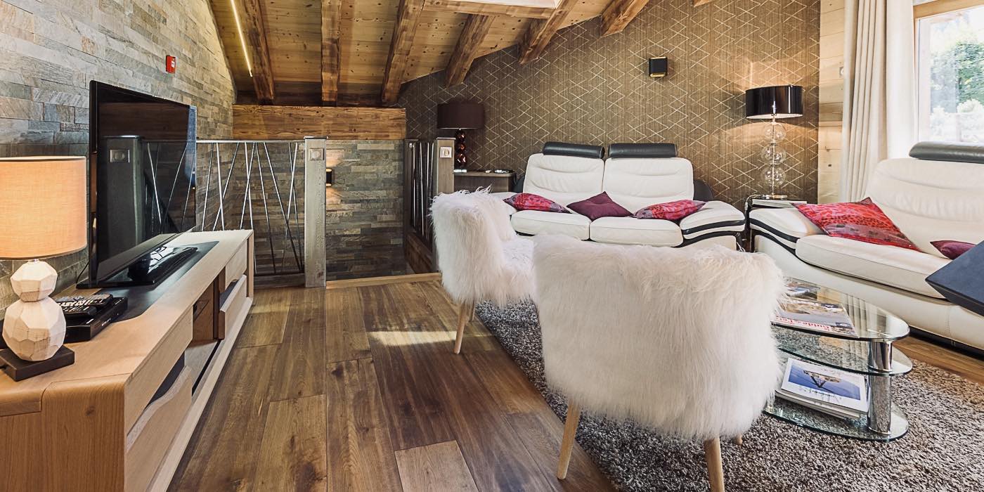 Chalet Jardin d'Angèle | B&B Courchevel Chalet Emilie salon