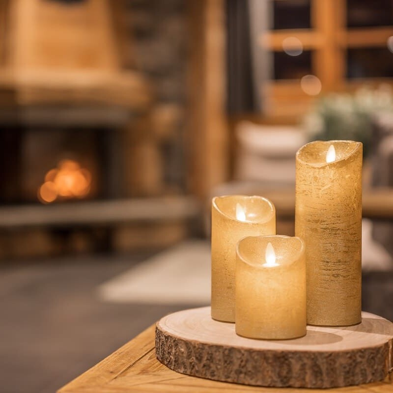 Chalet Jardin d'Angèle | ©Richard Roberts, bougie près de cheminée