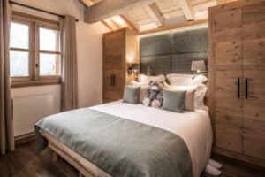 Chalet Jardin d'Angèle | ©Richard Roberts, guest room Courchevel