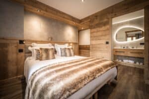 Chalet Jardin d'Angèle | ©Richard Roberts, guest room Courchevel