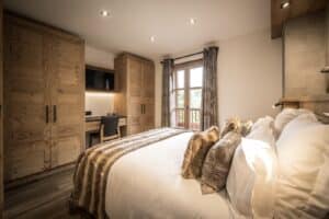 Chalet Jardin d'Angèle | ©Richard Roberts, guest room Courchevel