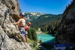 Chalet Jardin d'Angèle | ©Paul Besson, via ferrata with mountain lake