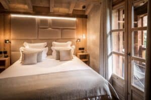 Chalet Jardin d'Angèle | ©Richard Roberts, guest room Courchevel