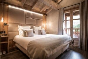 Chalet Jardin d'Angèle | ©Richard Roberts, guest room Courchevel